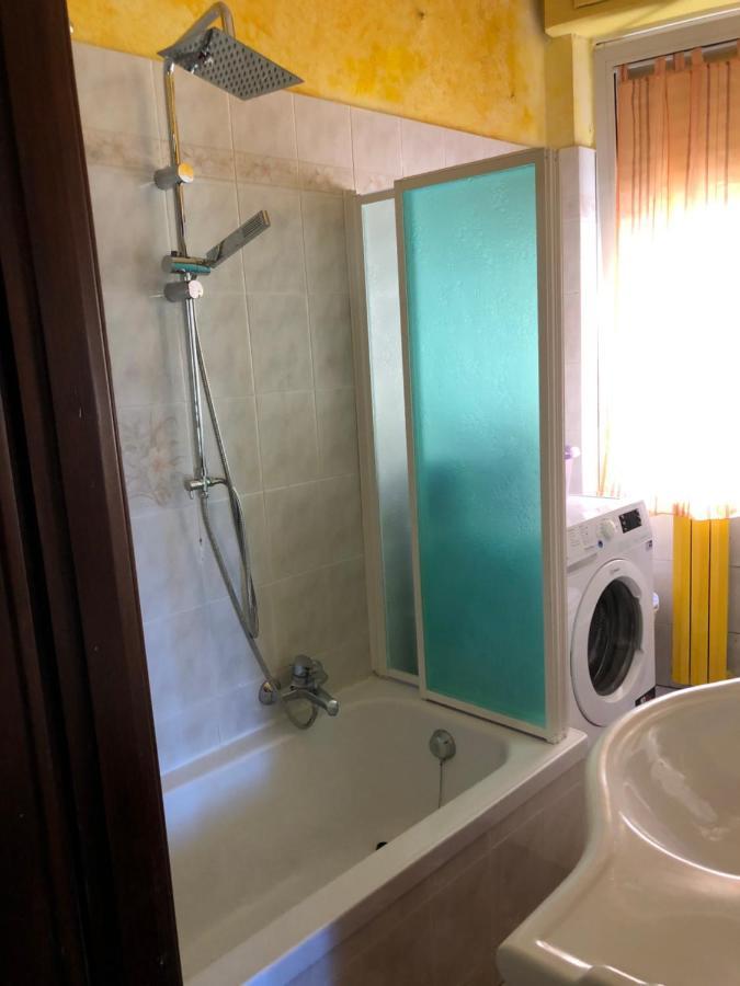 La Casa Di Marco Apartment อิมเปรีอา ภายนอก รูปภาพ
