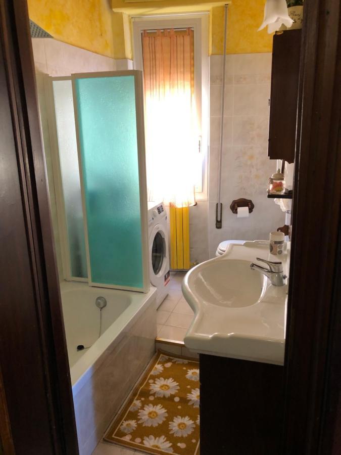 La Casa Di Marco Apartment อิมเปรีอา ภายนอก รูปภาพ