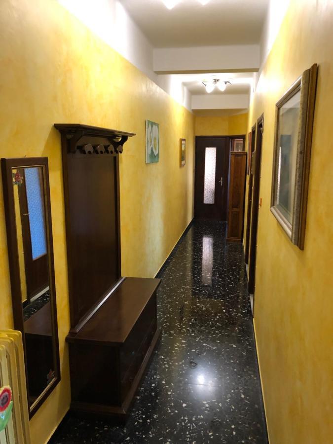 La Casa Di Marco Apartment อิมเปรีอา ภายนอก รูปภาพ