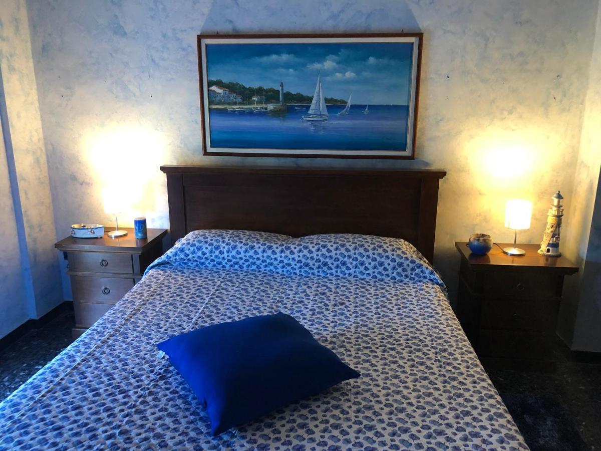 La Casa Di Marco Apartment อิมเปรีอา ภายนอก รูปภาพ